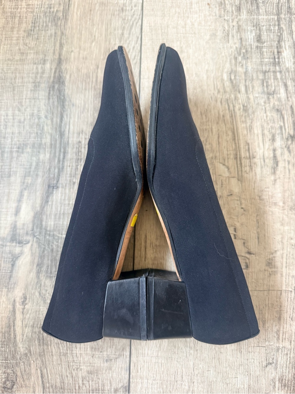 Vintage Stuart Weitzman Stretch Fabric Square Toe Heels Size 7 - Picture 3 of 8
